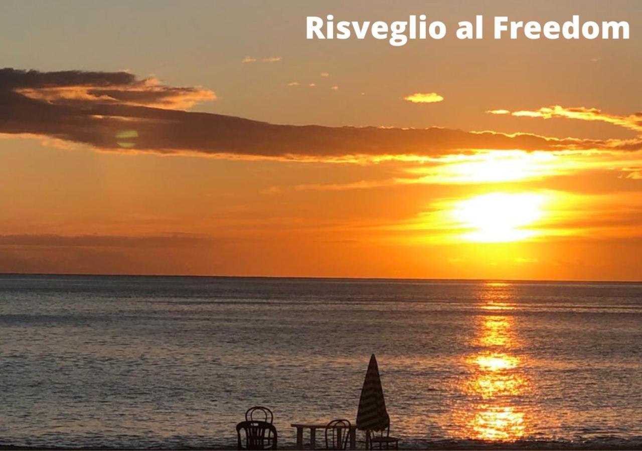 Freedom Village Soverato Marina Exterior foto